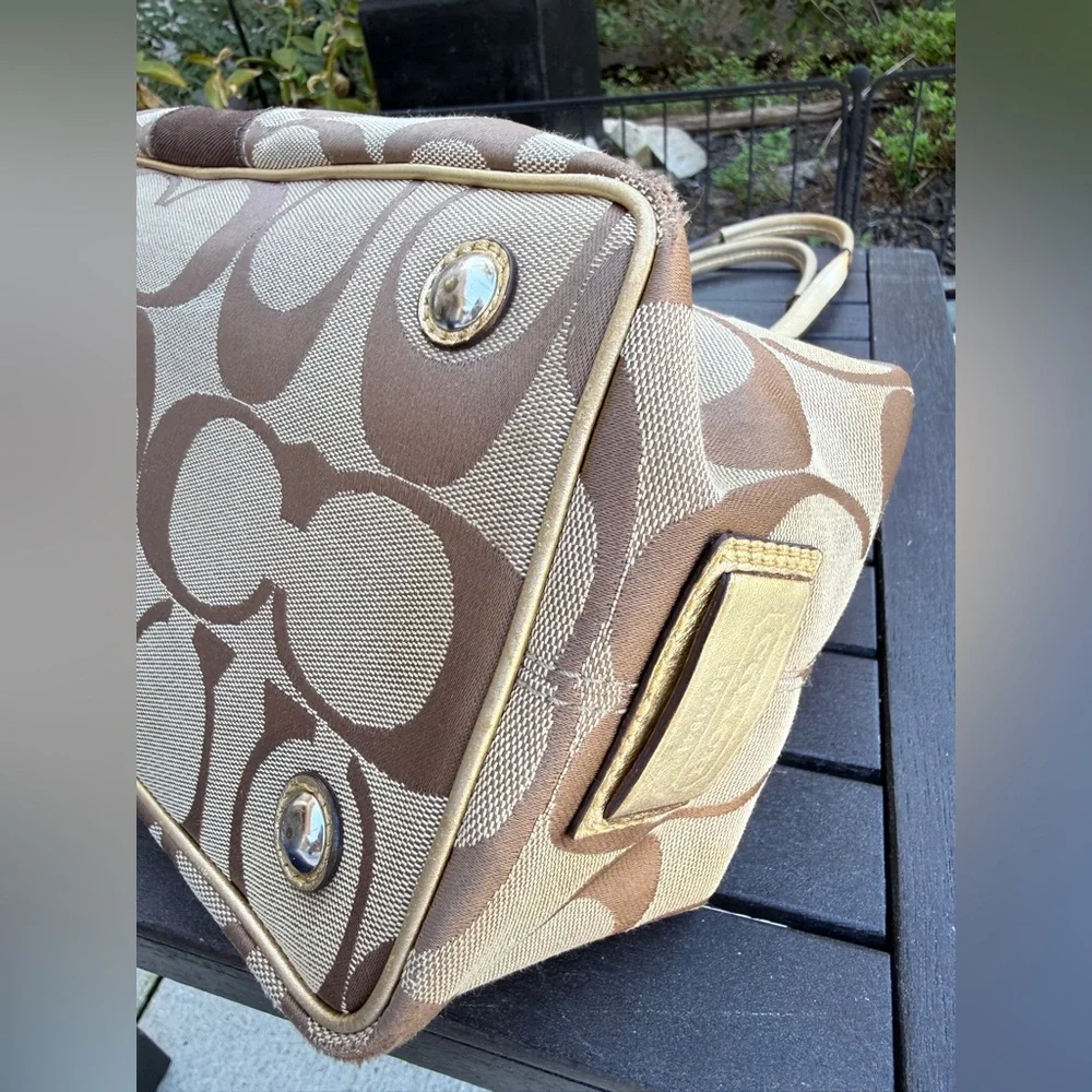 Coach Signature Stripe Kisslock Carryall - Picture 16 of 16